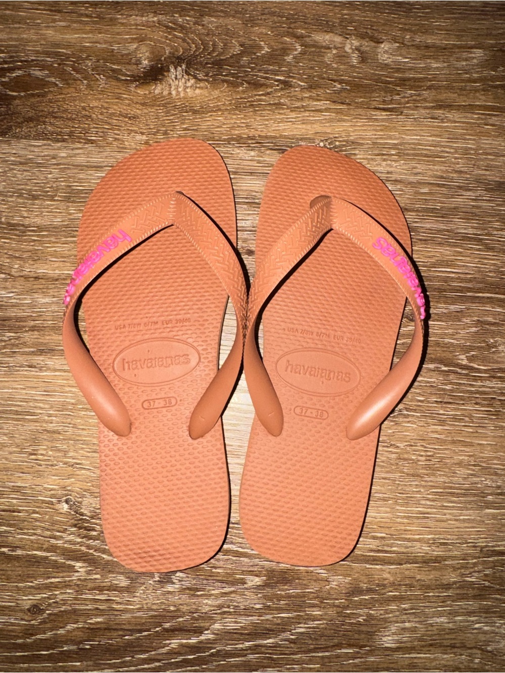 Havaianas Brown Flip Flops with Pink Logo Womens US7